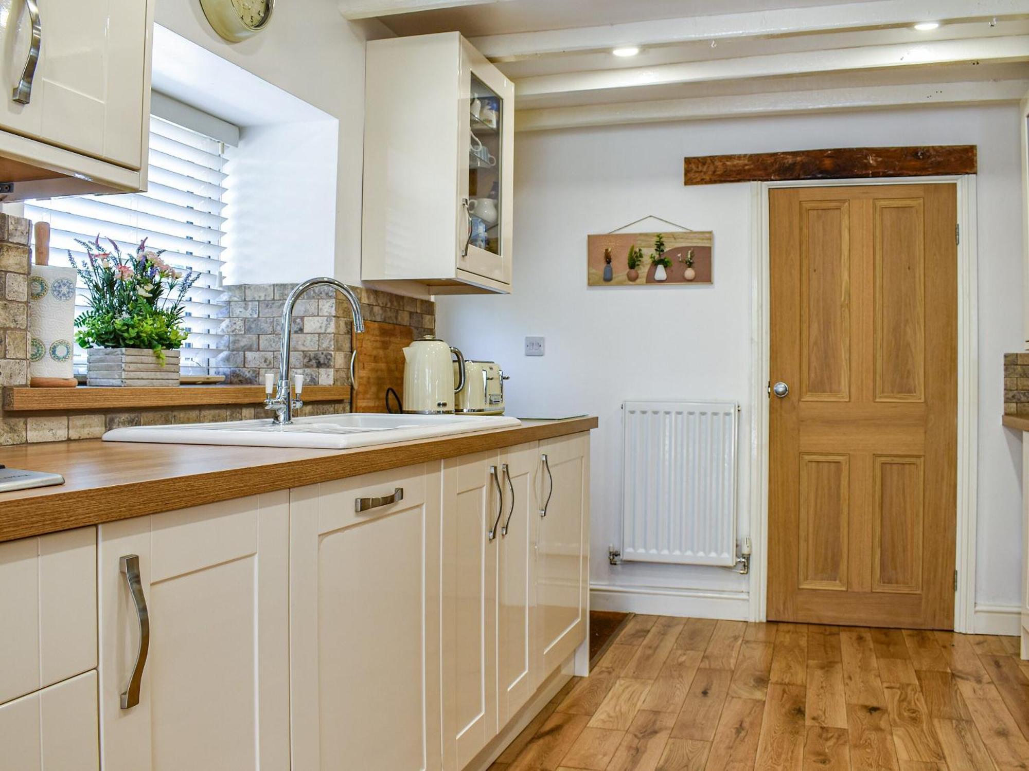 Bathurst Cottage Scarcliffe Экстерьер фото